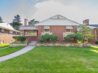 1518 Portsmouth Ave, Westchester, IL 60154