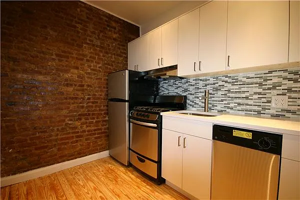 Rented by Fenwick Keats Real Estate | media 17