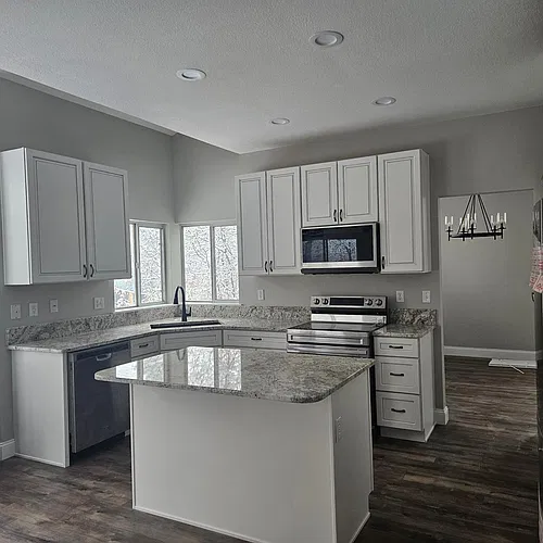 16055 Sequoia Dr Photo 1