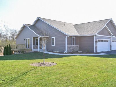 415 7 Waters Ct S, Waterford, WI, 53185