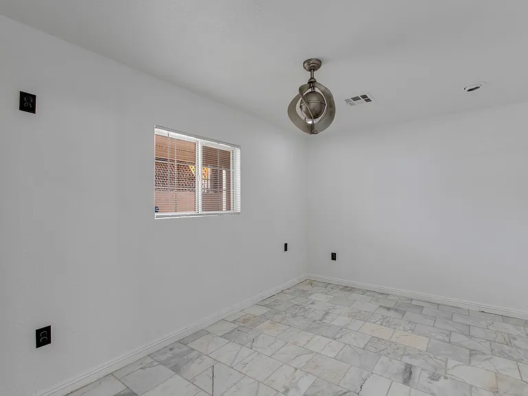 3423 N 14th St — Photo 5