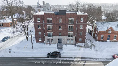 34 Brock St Photo 1