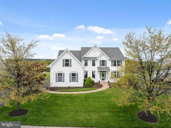 203 Drummers Ln, Phoenixville, PA 19460