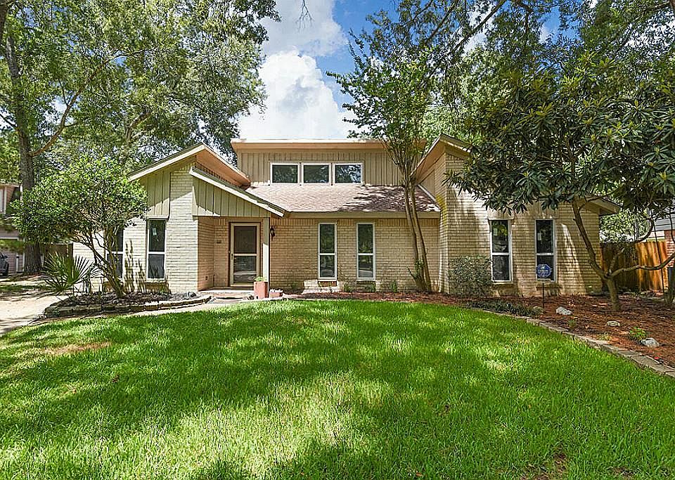 1st image of 3211 Lost Hollow Dr