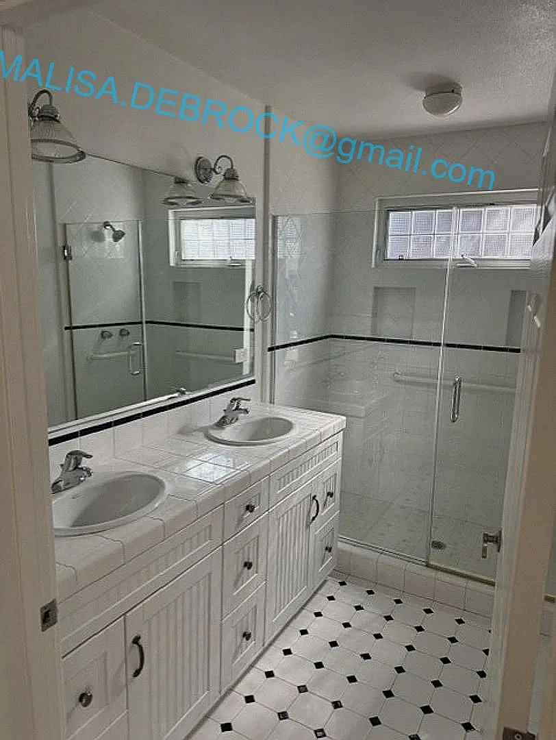2 bed, $1,100 — Photo 3