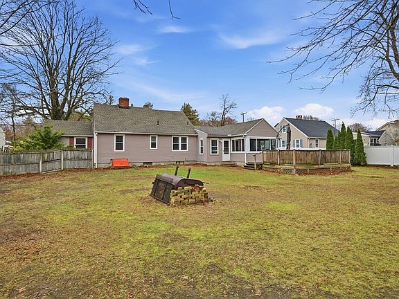 5th image of 2163 Wilbraham Rd