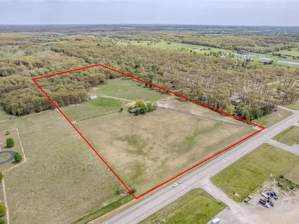 27018 N Highway 5, Lebanon, MO 65536