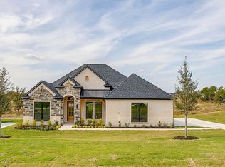 320 Slimp Blf, Azle, TX 76020