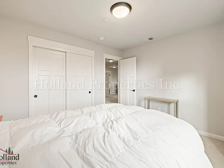12723 SW Willow Point Ln — Photo 32