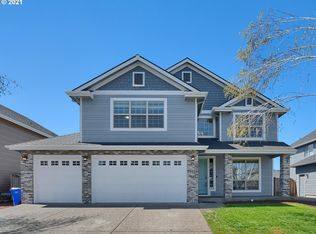 652 June Dr, Molalla, OR 97038