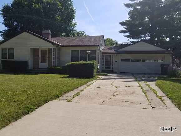 1st image of 3216 Maplewood St