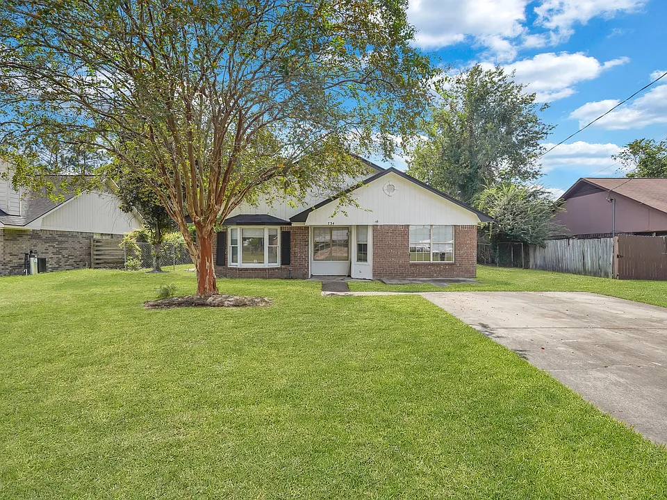 734 Timber Ridge Trl