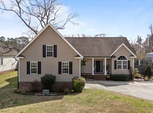 695 Crump Farm Rd, New Bern, NC 28562