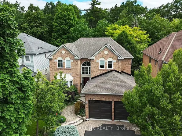 5467 Planters Wood Ct, Mississauga, ON L5M 5V6