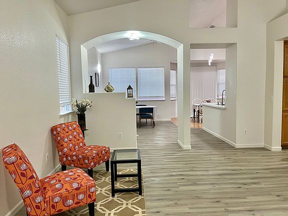 Large and beautiful living rooms, nice lighting features and decorating