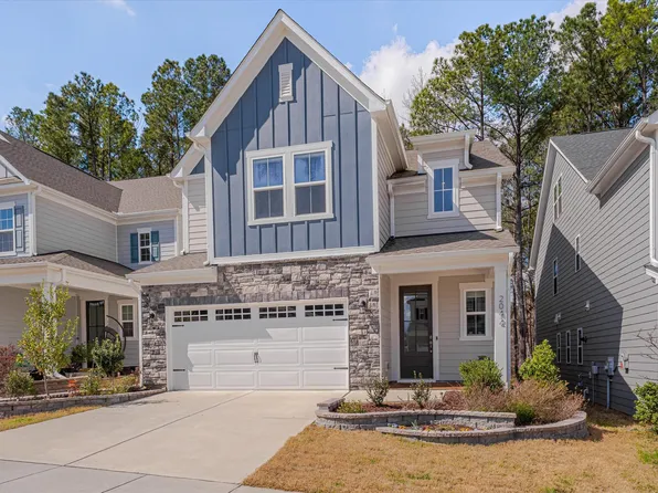2042 Florine Dr, Apex, NC 27502