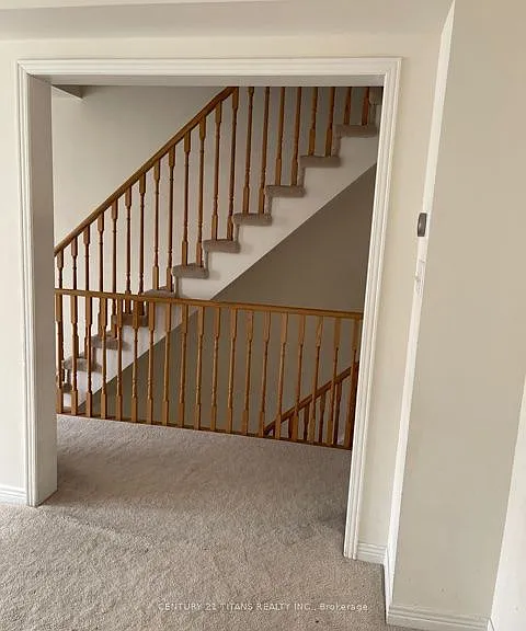 32 Etienne St — Photo 19