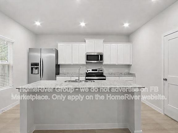 3rd image of 21014 Voyage Ln