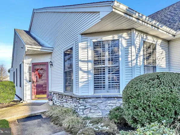 104 Caitlin Ln, Hamilton, NJ 08691