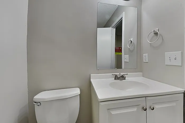 7270 Argyle Corners Dr — Photo 16