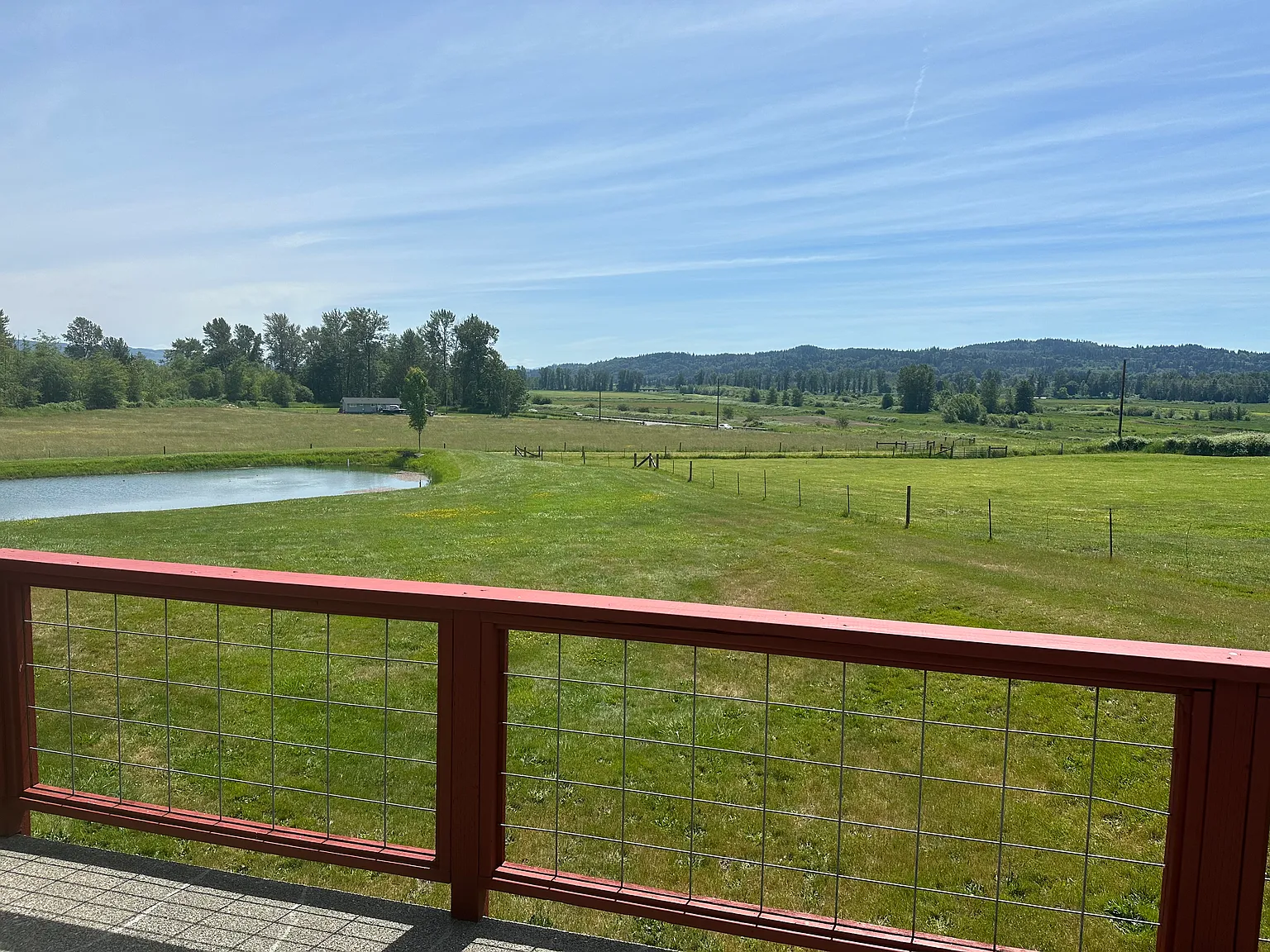 3 bed, 1600 sqft, $4,500 — Photo 3