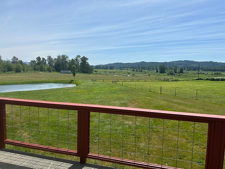 15002 Roosevelt Rd SE — Photo 2