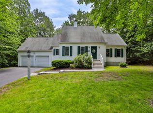27 Massabesic Dr, Auburn, NH 03032