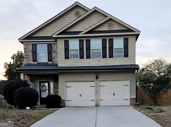 8230 Laurel Dr SW, Covington, GA 30014