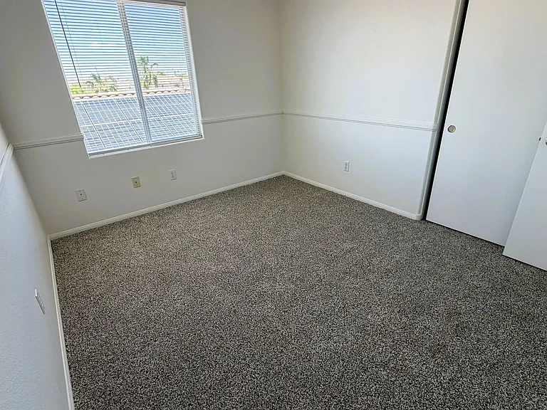 2424 Predera Ave — Photo 27