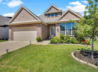 1366 Silverthorn Trl, Justin, TX 76247