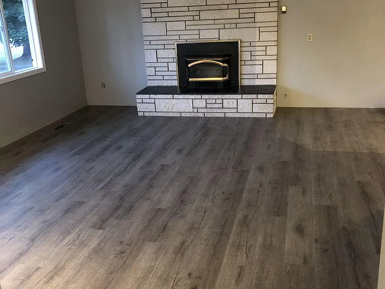 901 W Lacrosse Ave — Photo 3