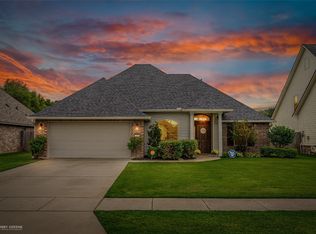 2399 Tallgrass Cir, Bossier City, LA 71111