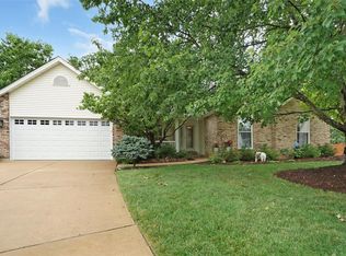 1737 Fairview Farms Cir, Wentzville, MO 63385