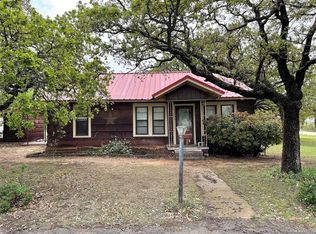 608 E 21st St, Cisco, TX 76437