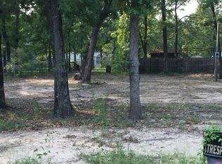 214 Red Robin Rd, Gun Barrel City, TX 75156