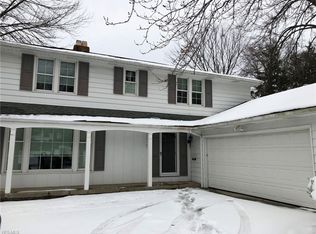 22411 S Woodland Rd, Shaker Heights, OH 44122
