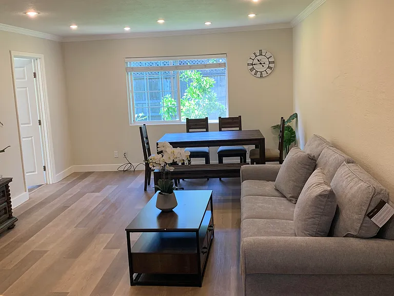 Sunny Vista Dr — Photo 8