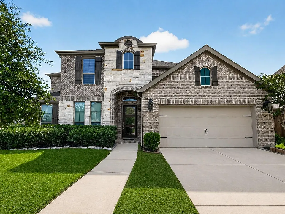 25109 Pinebrook Grove Ln