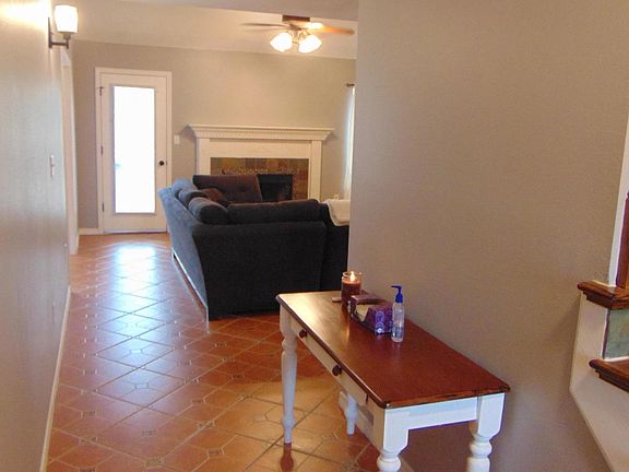 3rd image of 2308 Prytania Cir