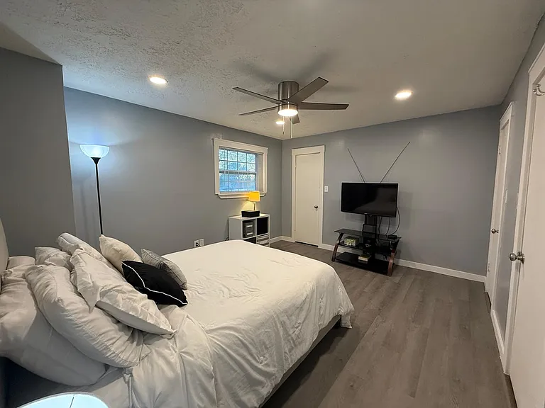 4229 Willowisp Dr — Photo 9
