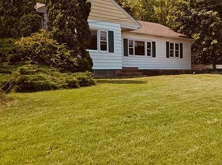 10183 Raystown Rd, Saxton, PA 16678