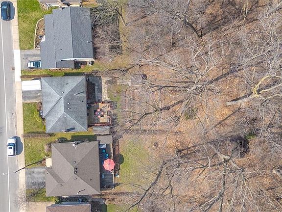 5th image of 147 Forest Rd