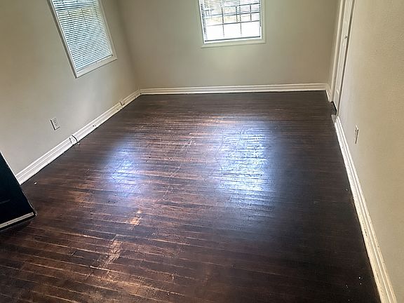 4th image of 330 W 26th St #332