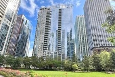 201 N Westshore Dr APT 2607, Chicago, IL, 60601