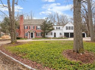 27 Stonybrook Rd, Westport, CT 06880