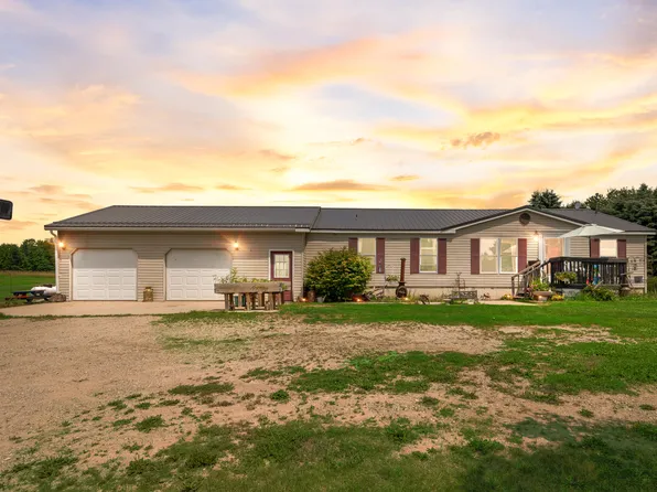 4740 Hoover Rd, Barryton, MI 49305