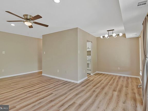 4th image of 7589 Margate Ct APT 201