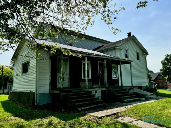 205 E Baubice St, Pioneer, OH 43554