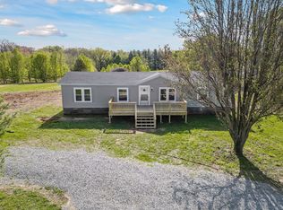 7068 Jacksboro Rd, McMinnville, TN 37110