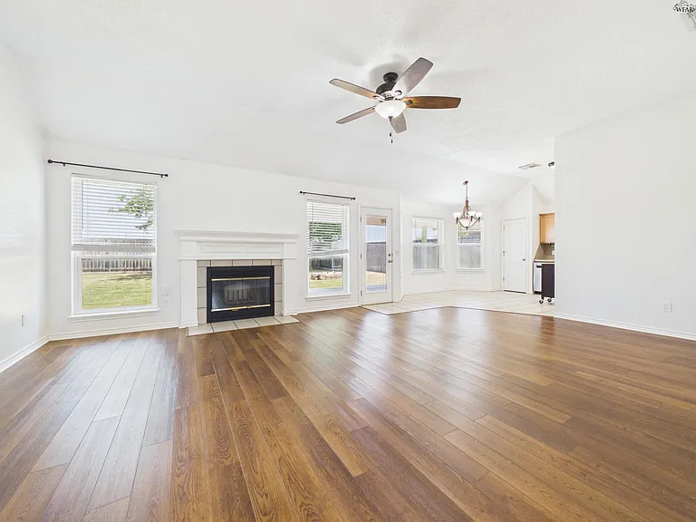 5516 Chinaberry Dr — Photo 5